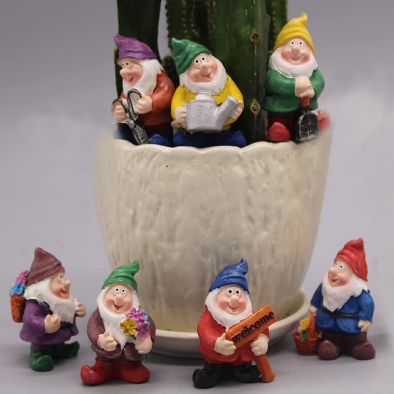 7 Pieces Fairy Garden Accessories, Garden Gnome Figurines , Miniature Gnome Figurines for Plant Pots Decor, Home Decoration, Fairy Garden